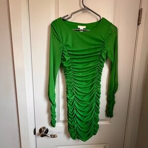 H&M Green Dress with mesh sleeves 🌿
